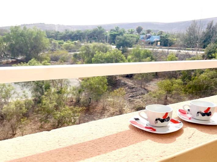 Gîte pour 2 personnes, avec terrasse à La Lajita