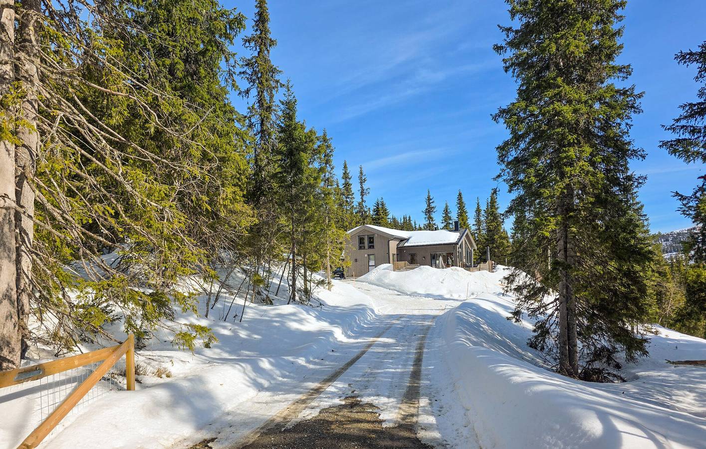 Ferienhaus für 10 Personen mit Ausblick in Sigdal