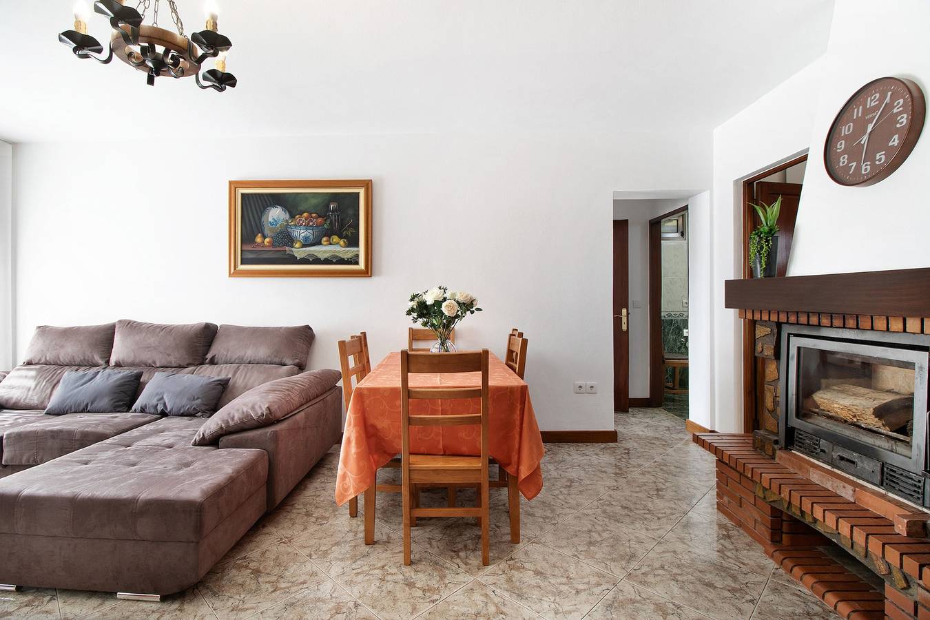 Apartamento entero, Apartamento 'Bellaë Holiday - Bali' con Piscina Compartida, Jardín Compartido y Wi-Fi in Apúlia, Parque Natural do Litoral Norte