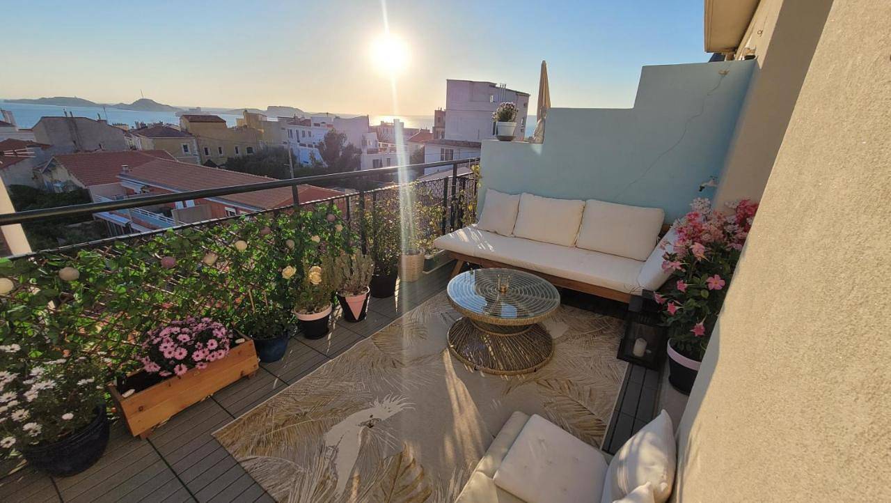 Appartement entier, Vues mer panoramiques & grande terrasse in Marseille, Région de Marseille