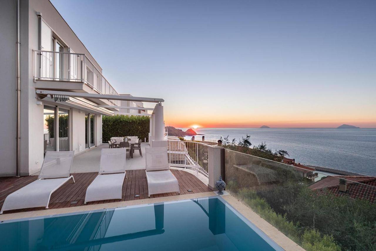 Villa Stellata in Scafa (Capo d'Orlando), Capo d'Orlando