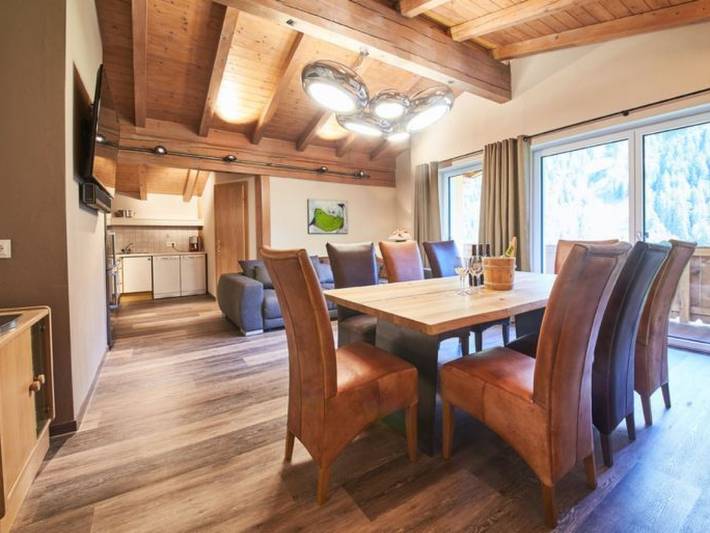 Vakantieappartement voor 6 personen, met zwembad en tuin, met huisdier in Hinterglemm