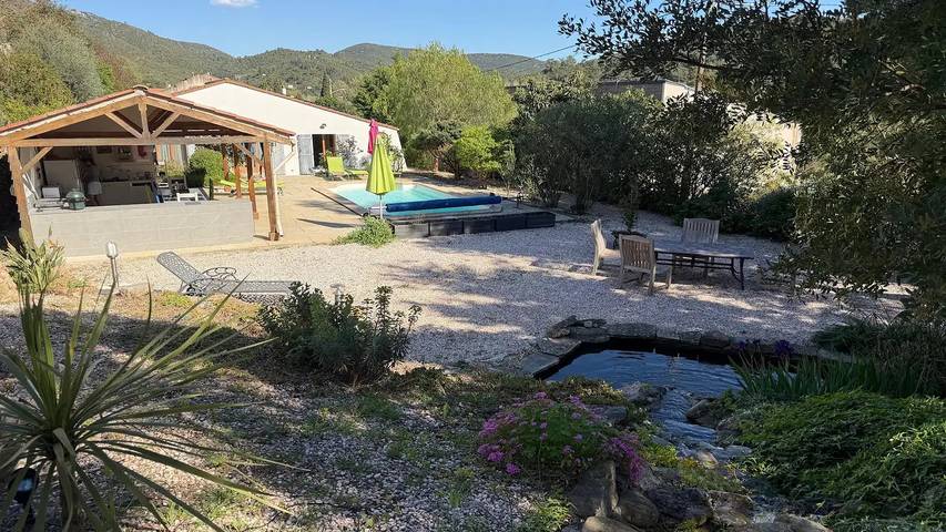 Location de vacances pour 7 personnes, avec piscine et jardin, animaux acceptés à Roquebrun - 4