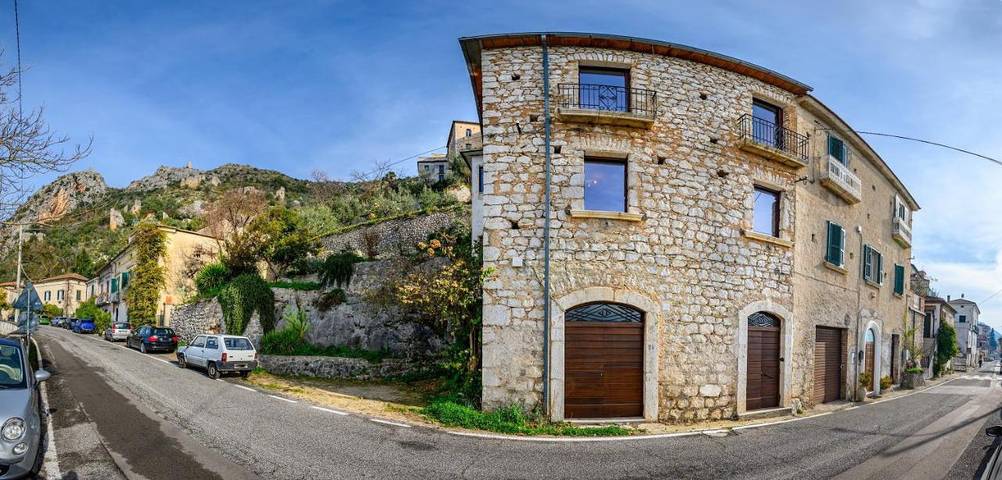 Location de vacances pour 6 personnes, avec jardin et vue à Roccasecca - 2