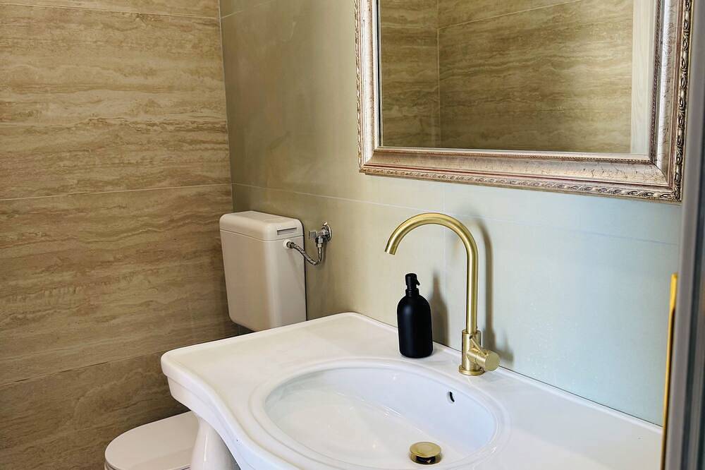 Apartamento entero, Heritage House in the heart of Pescara-Golden Sunset Apartment in Pescara, Costa Adriatica Abruzzo