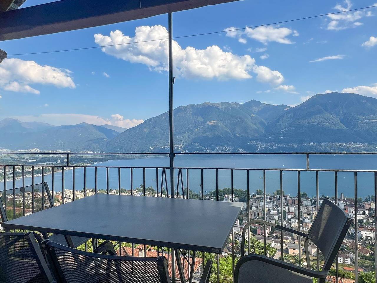 Ferienwohnung für 4 Personen in Brione sopra Minusio, Tessiner Alpen