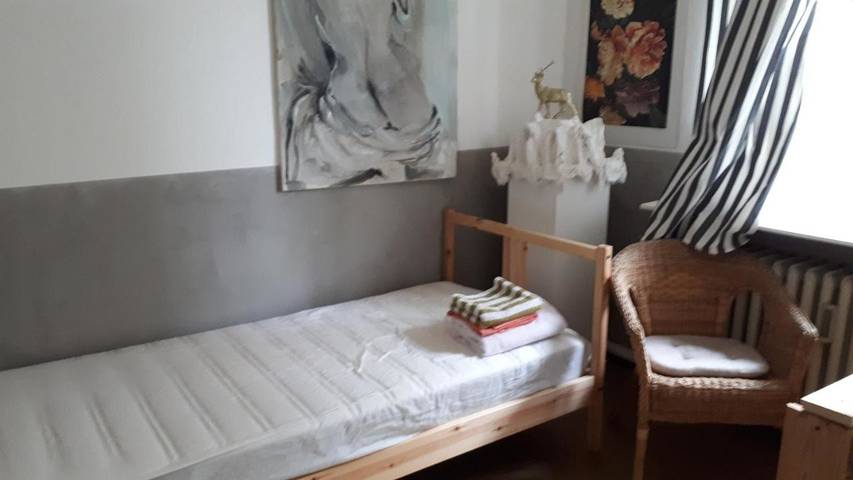 Ferienhaus für 10 Personen, mit Terrasse und Garten sowie Ausblick in Hürth - 4