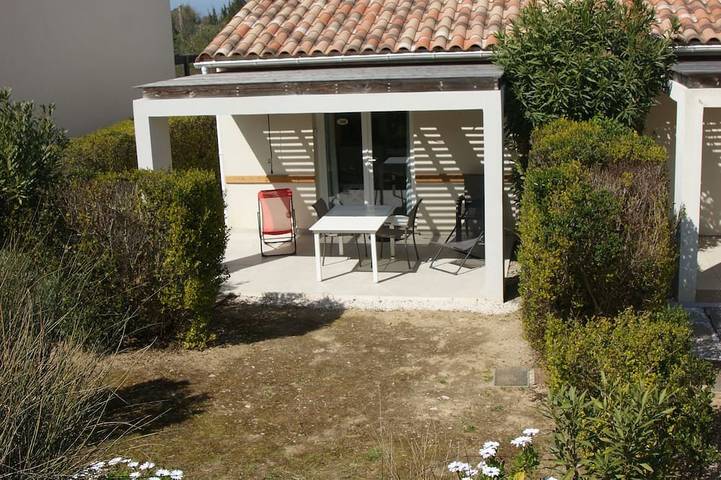 Villa per 6 persone, con piscina e terrazza, con animali domestici - 1