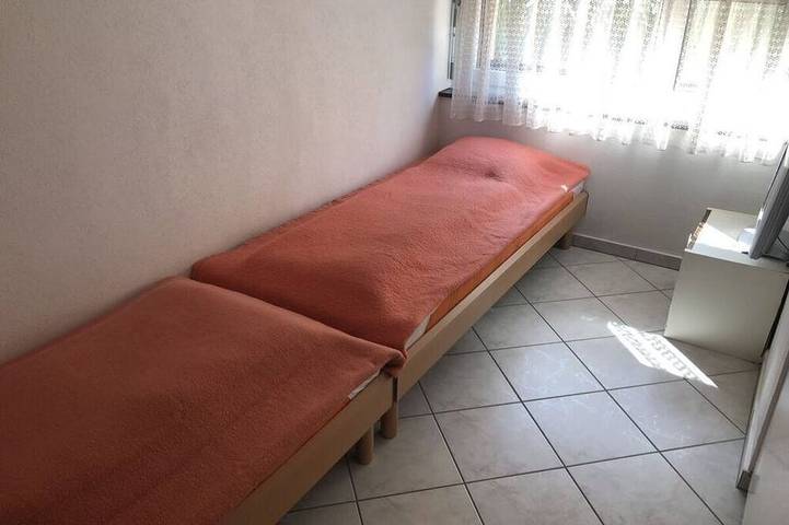 Ferienpark für 4 Personen, mit Balkon und Pool in der Schweiz - 2
