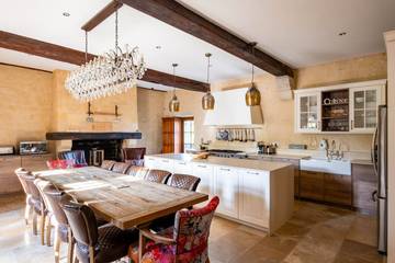 Château pour 14 Personnes dans Sainte-Florence, Région de Libourne, Photo 4