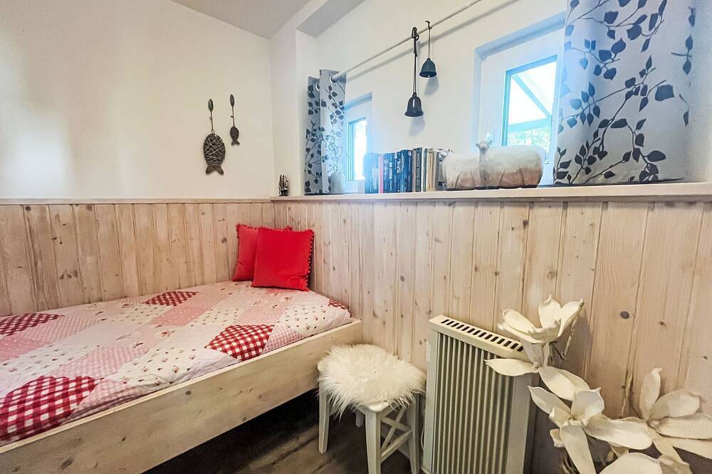 Mit Liebe ausgestattetes Haus im Naturpark in Vöhl, Waldecker Land