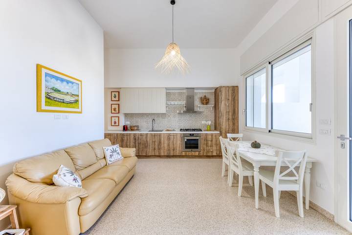 Entire apartment, Apartment 'Baia Dei Sogni - Terrae' with Sea View, Wi-Fi and Air Conditioning in Marina di San Gregorio, Patù