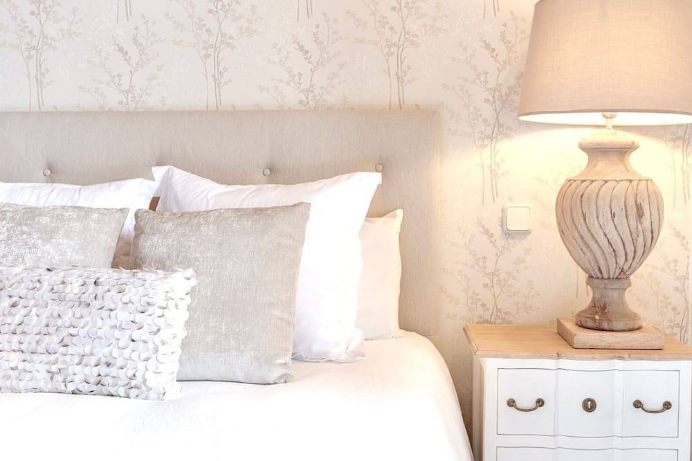 Entire apartment, ~Bronze~ by myhomeintoledo.com in Toledo, Toledo Province