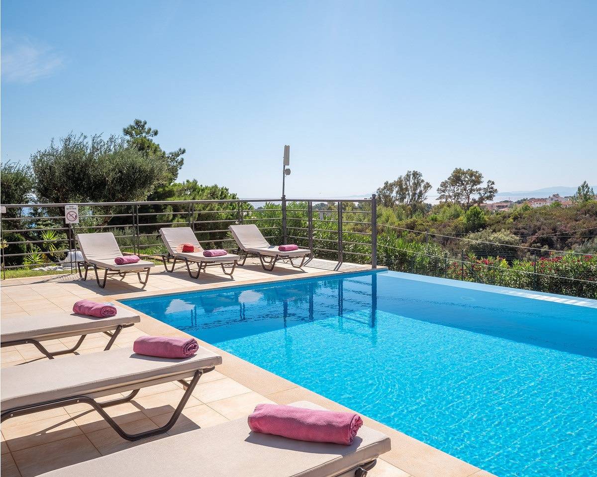 Villa Anna with Private Pool in Skala, Céphalonie