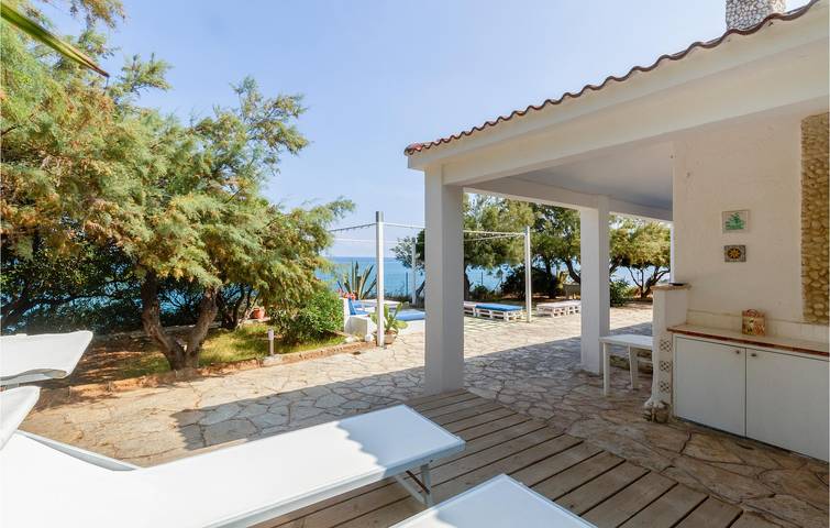 Location de vacances pour 4 personnes, animaux acceptés à Trani - 2