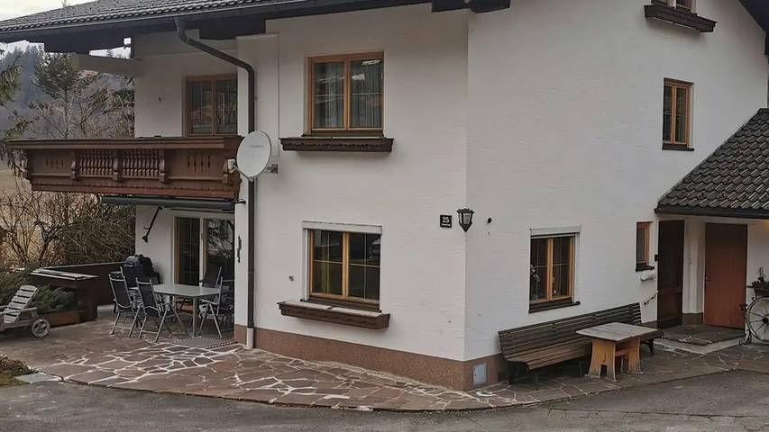 Ferienwohnung für 8 Personen, mit Balkon und Terrasse sowie Garten am Kaiserwinkl - 2
