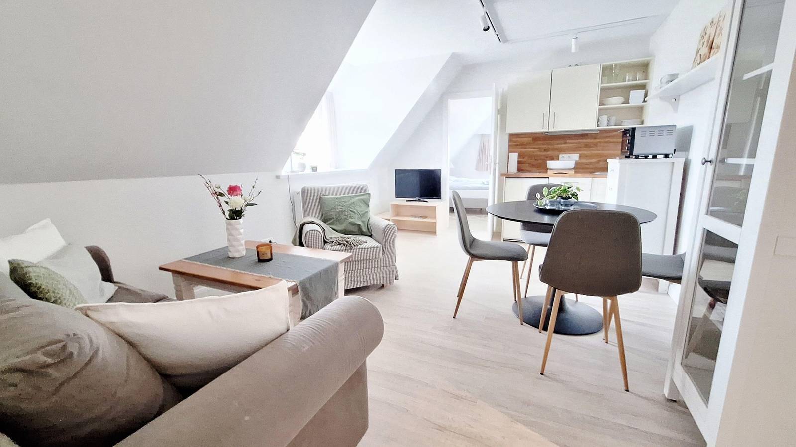 Ganze Ferienwohnung, Landhaus Rosenhof Wohnung 4 in Wyk auf Föhr (Stadt), Wyk auf Föhr