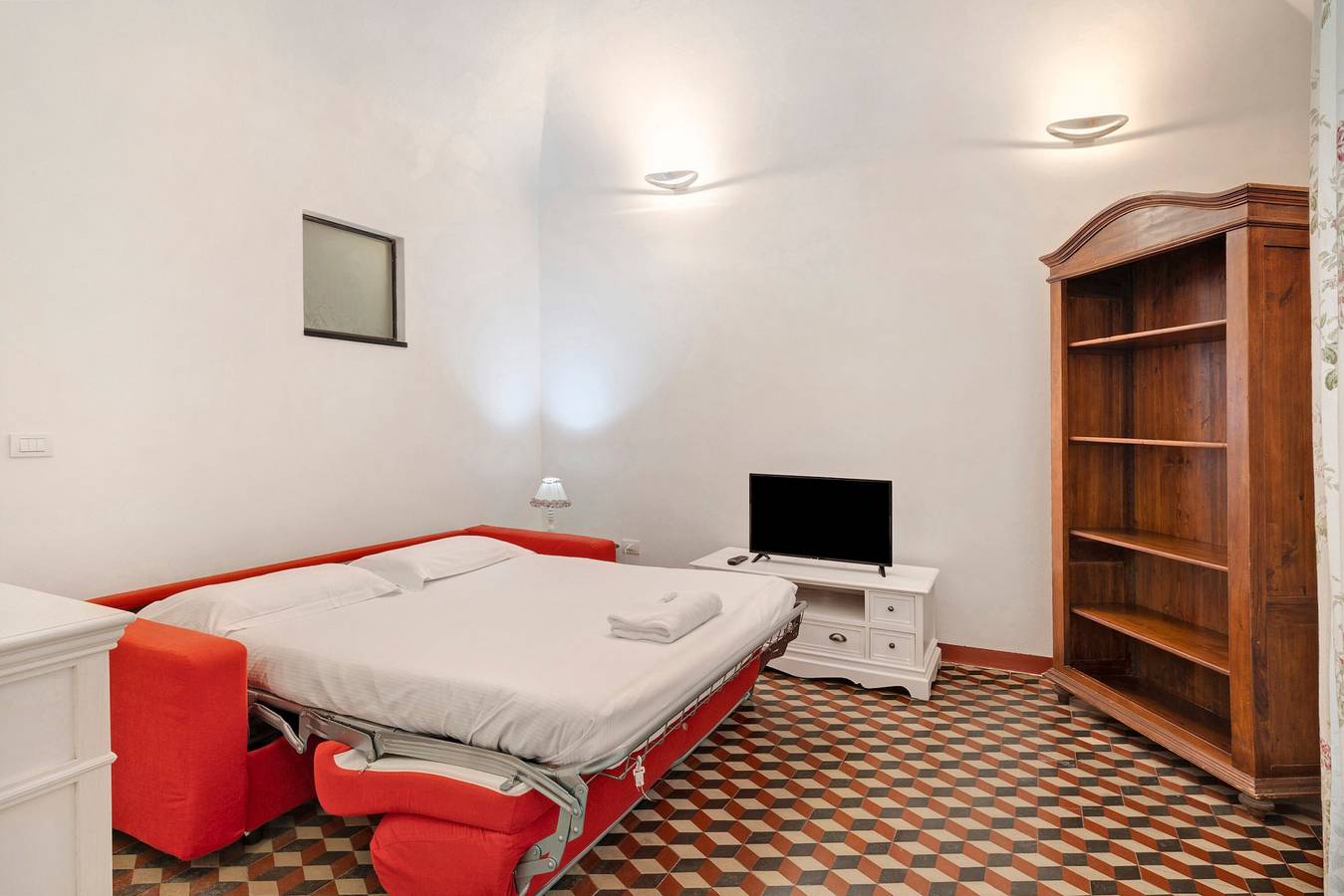 Ganze Wohnung, Haustierfreundliche Ferienwohnung Bilocale Merlino mit Bergblick und Wlan in Finale Ligure, Finale Ligure Gemeinde