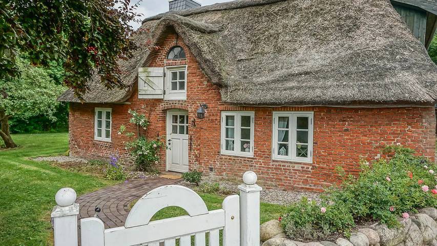 Ferienhaus für 10 Personen, mit Sauna und Garten sowie Terrasse und Whirlpool