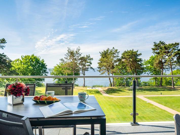 Ferienwohnung für 5 Personen, mit Balkon und Garten sowie Sauna in Zirchow