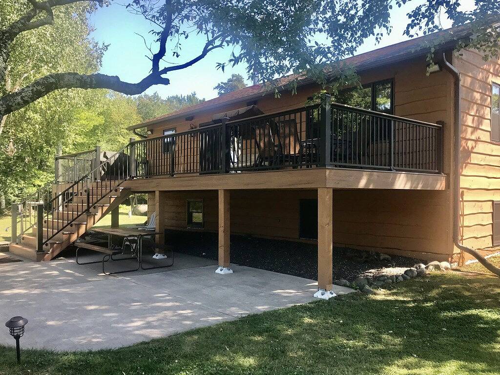 Abgeschiedenes 4Br Haus am Lac Vieux Desert mit 370 Fuß am Seeufer, Privatstrand in Gogebic County