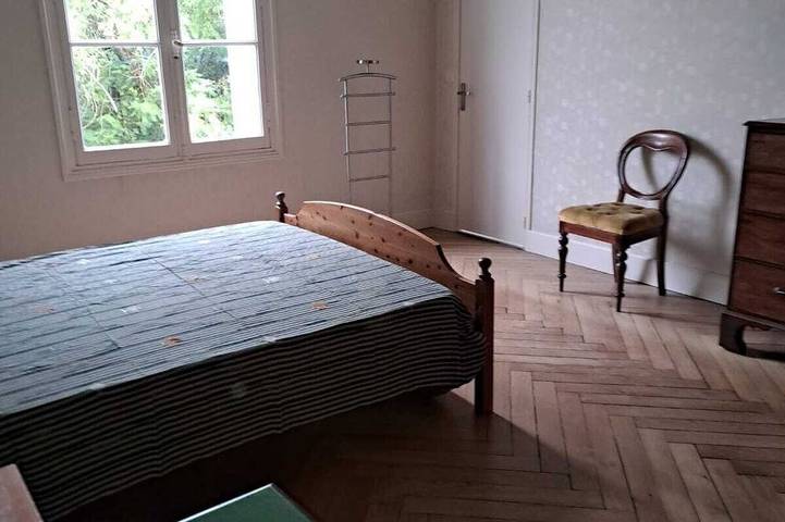 Location de vacances pour 20 personnes, avec terrasse ainsi que jacuzzi et jardin à Saint-Avertin - 2