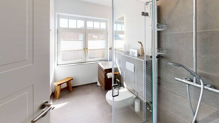 Ganze Wohnung, Helle 2-Zimmer-Ferienwohnung in der Residenz Strandläufer in Wenningstedt in Wenningstedt, Sylt