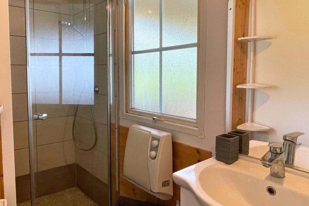 Apartamento entero, Spacious mobile home + terrace !, Spacious mobile home + terrace ! in Verchaix, Region Bonneville