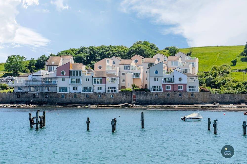 Pebbles - The Haven, Swanage in Swanage, Dorset