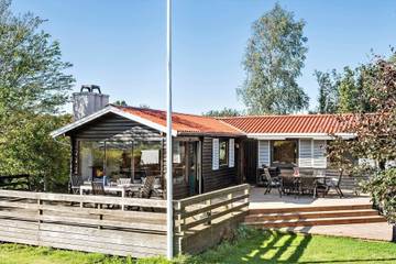 Ferienhaus für 6 Personen, mit Terrasse und Garten, mit Haustier in Mørkholt