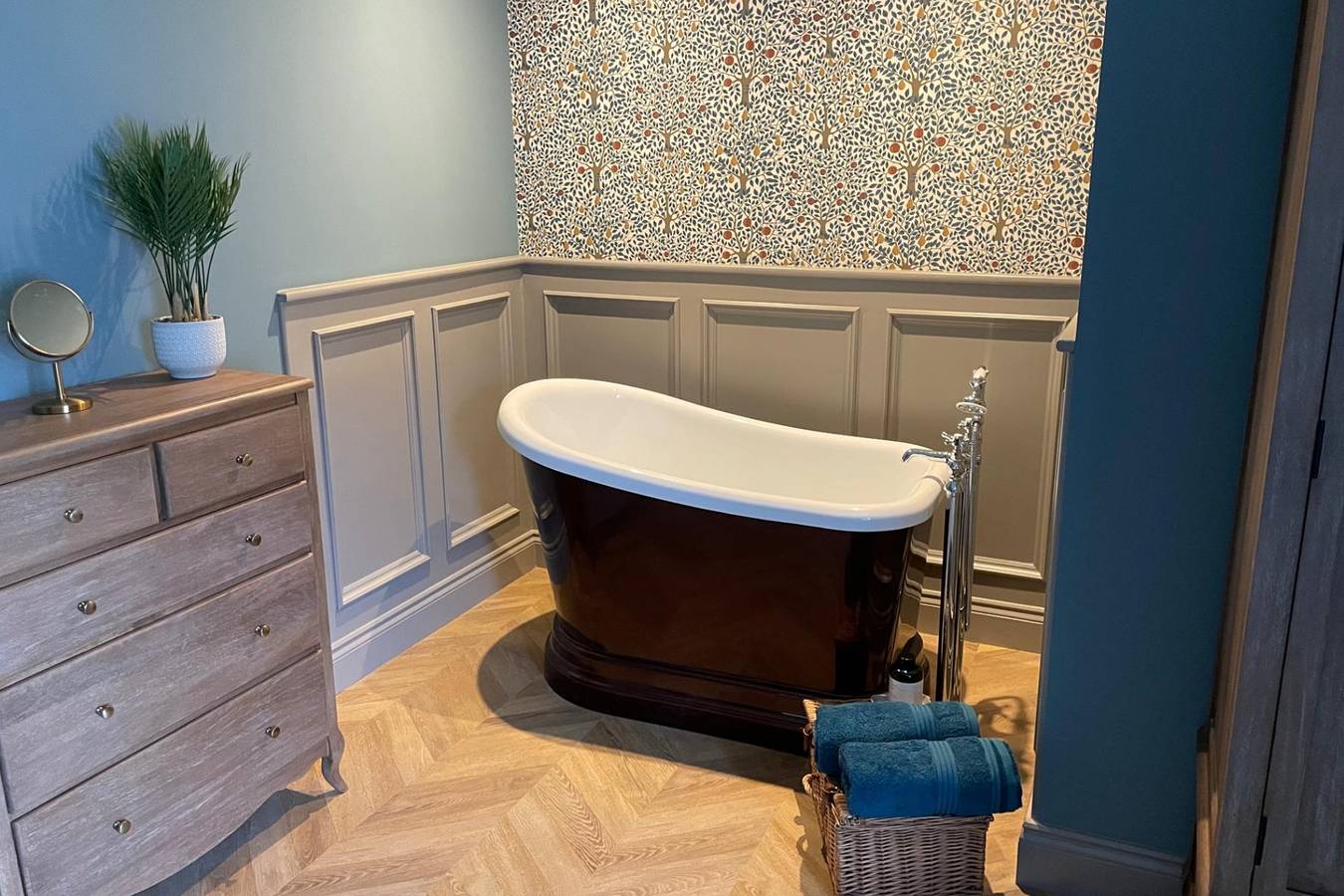 The Blacksmiths Shop hot tub cottage in Northumberland
