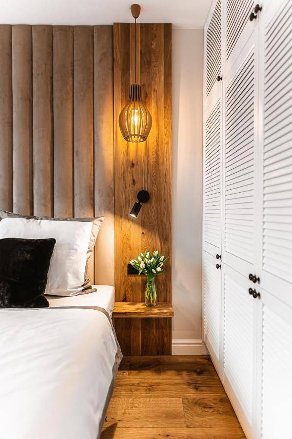 Ferienwohnung für 4 Personen, mit Whirlpool und Terrasse sowie Garten und Pool