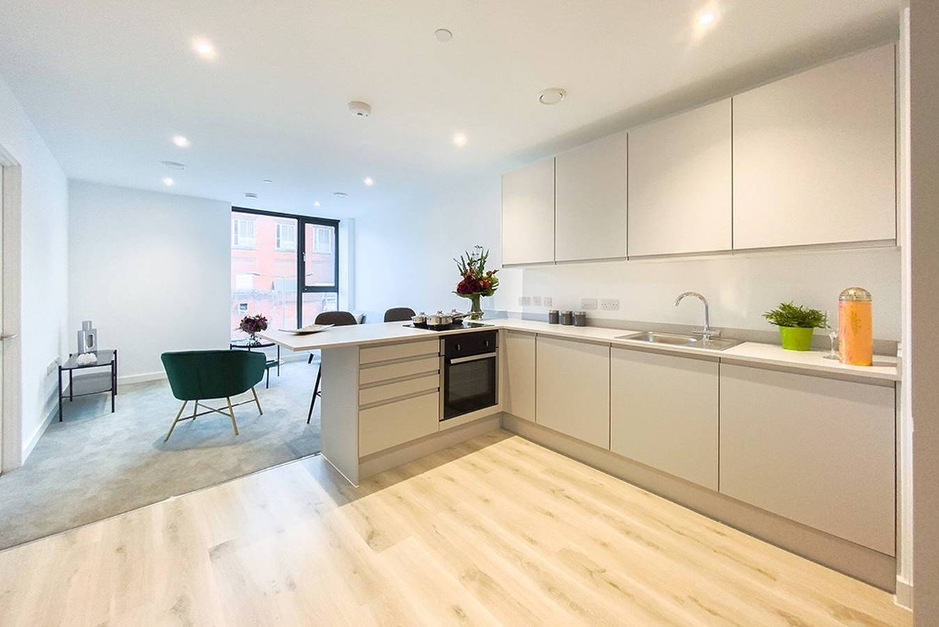 Entire apartment, Lakeside - Central Apartment - Free Parking - Cinema Room in Greater Manchester