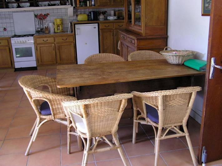 Location de vacances pour 16 personnes, avec Terrasse et Jardin ainsi que Piscine et Vue à Leuhan - 3