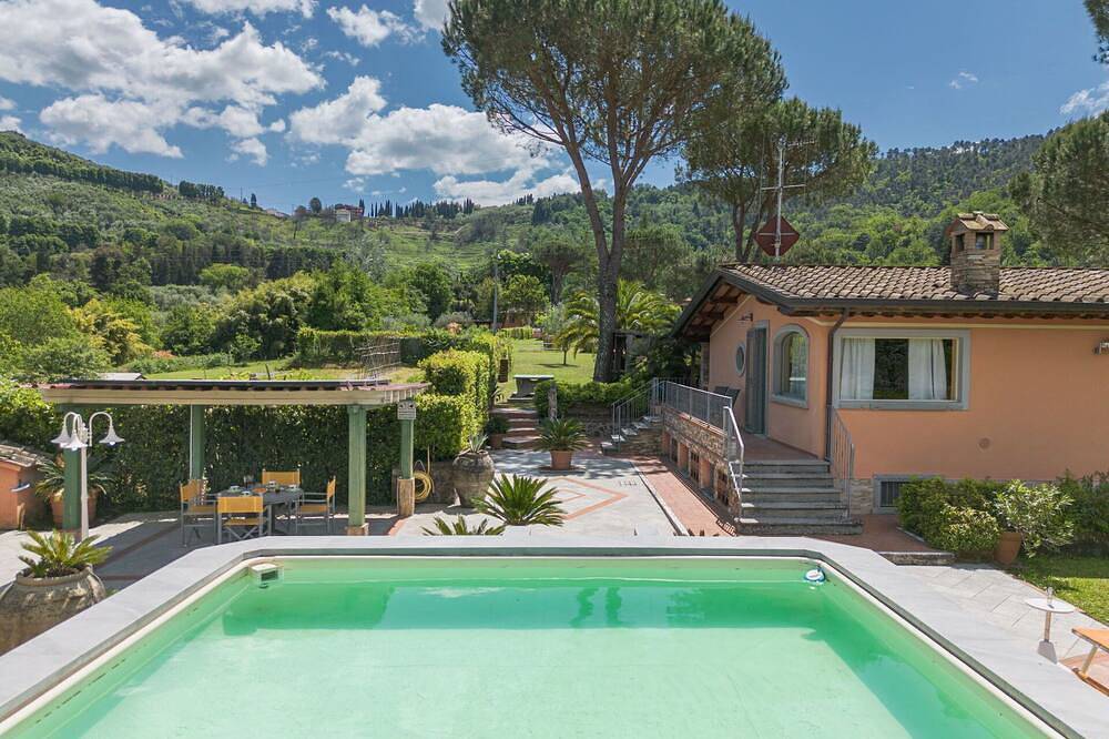 Casa vacanza a Versilia a partire da 314€ a notte