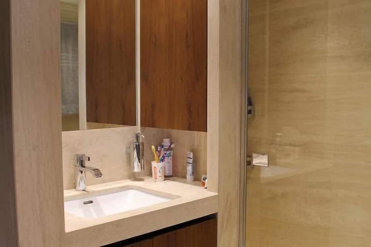 Ferienwohnung für 6 Personen, mit Pool und Garten sowie Balkon in Pontresina - 4