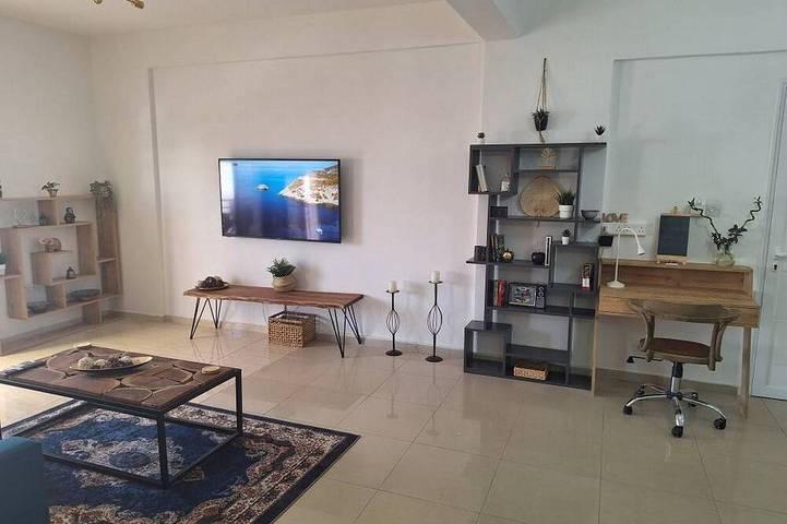 Apartament wakacyjny dla 6 osób, z basen i ogród oraz balkon w Tersefanu