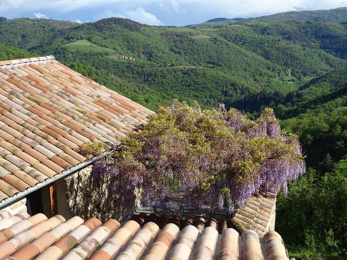 Hôtel pour 10 personnes, avec jardin à Gluiras - 3