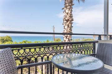 Apartment for 4 People in Alykanas, Alykes, Photo 1