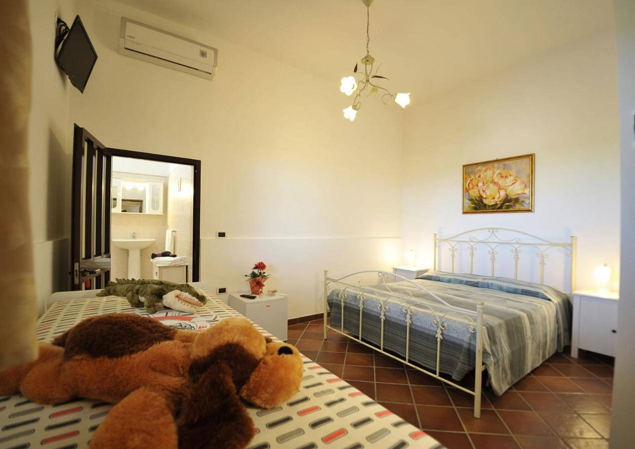 Double Room with Garden View in Torricella, Golfe de Tarente