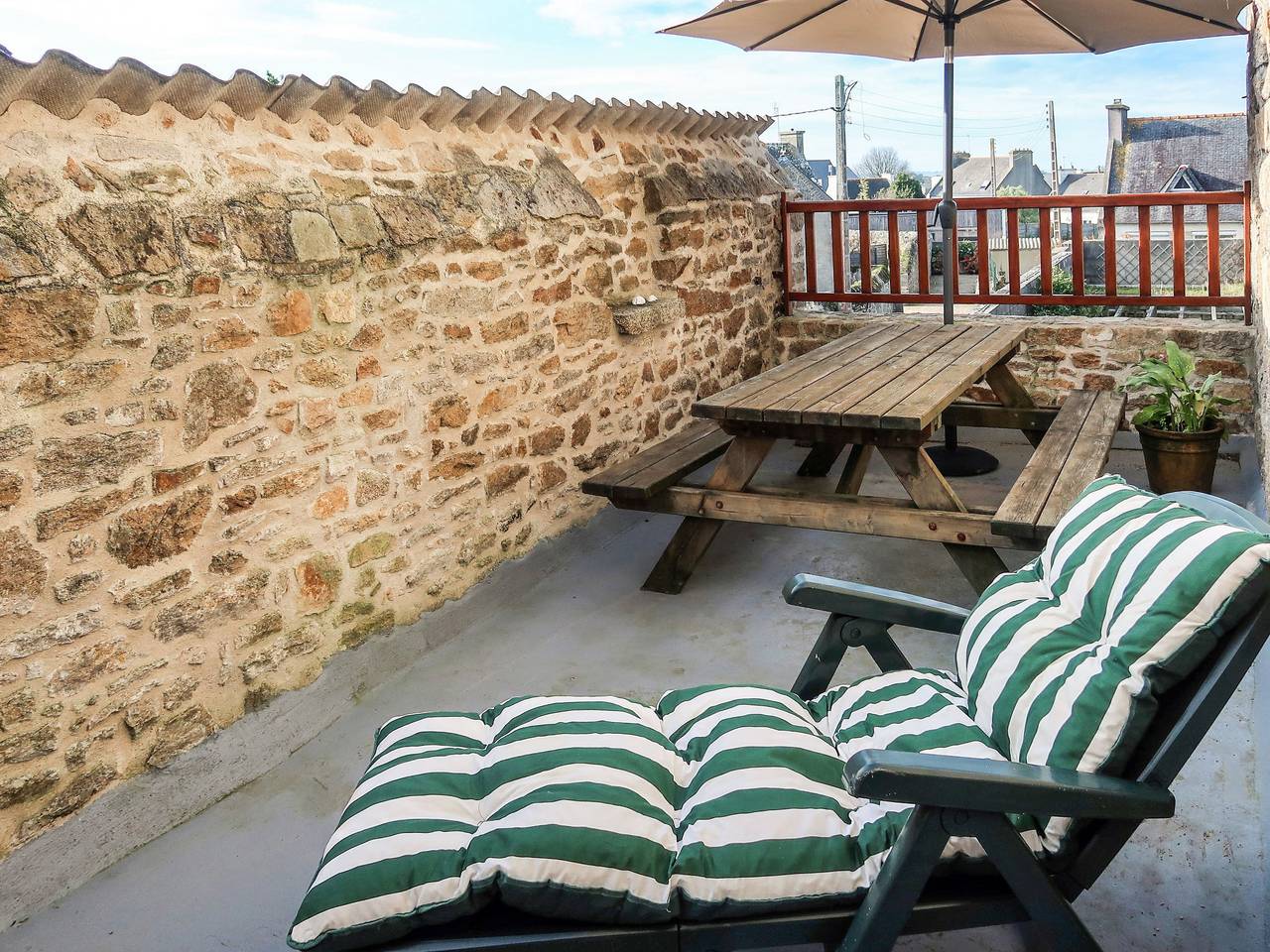 Manoir des Halles in Plouescat, Côte des Légendes