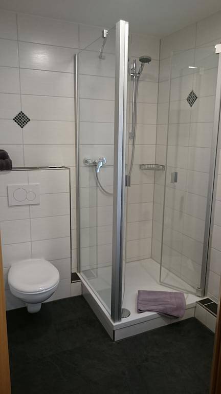 Gasthof Mühldorfer Hof - Zweitbettzimmer mit Dusche/Wc in Altötting, Landkreis Altötting