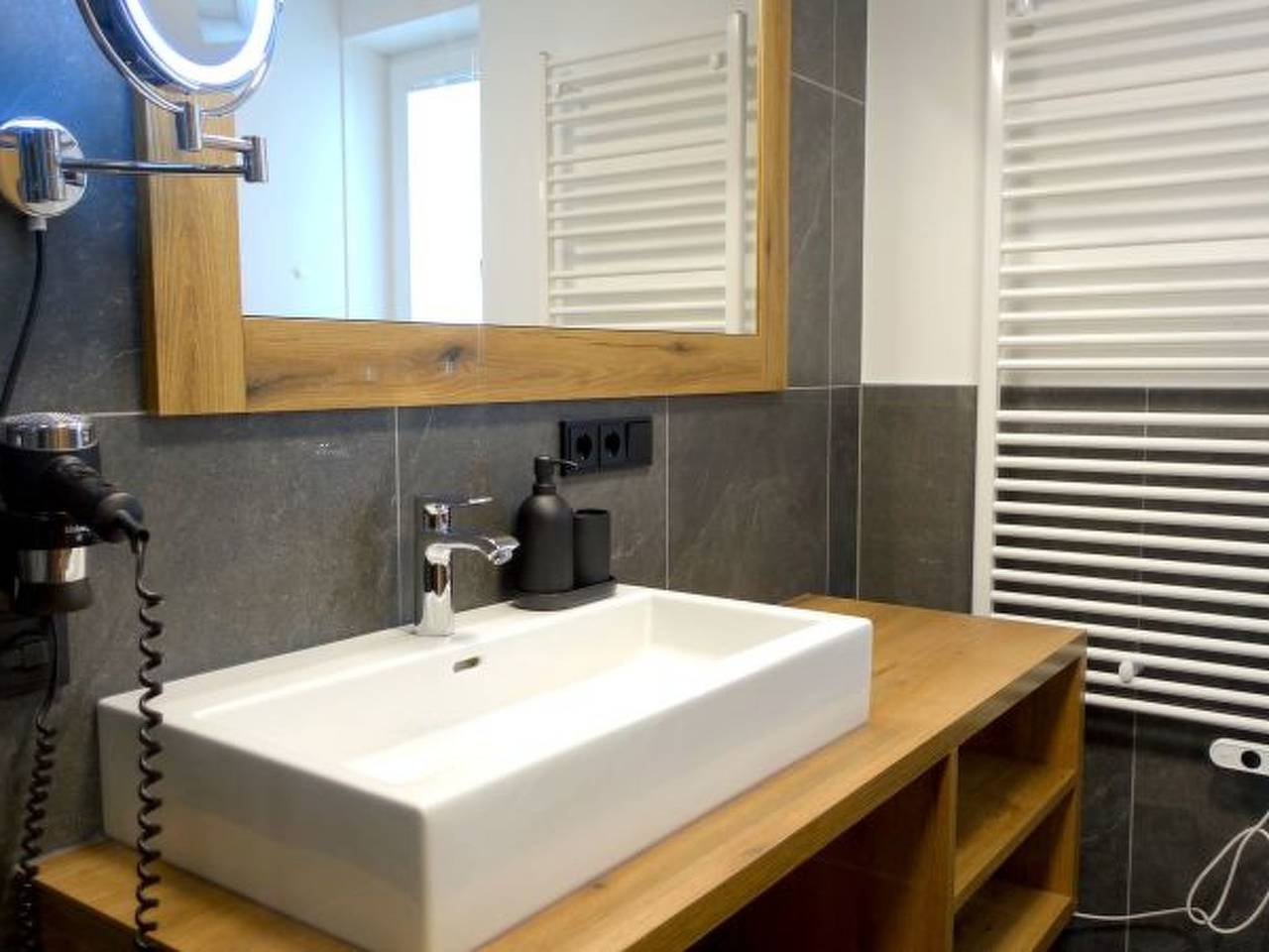 Ganze Wohnung, Gemütliche 62 m² große Wohnung in der Nähe von Skiliften und Restaurants in Saalbach in Saalbach, Saalbach-Hinterglemm