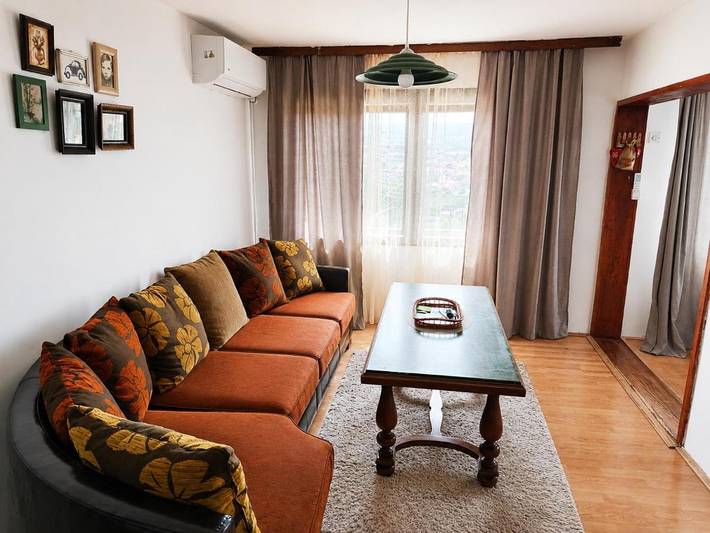 Gîte pour 4 personnes, avec jardin ainsi que bassin pour enfant et vue dans Kursumlija