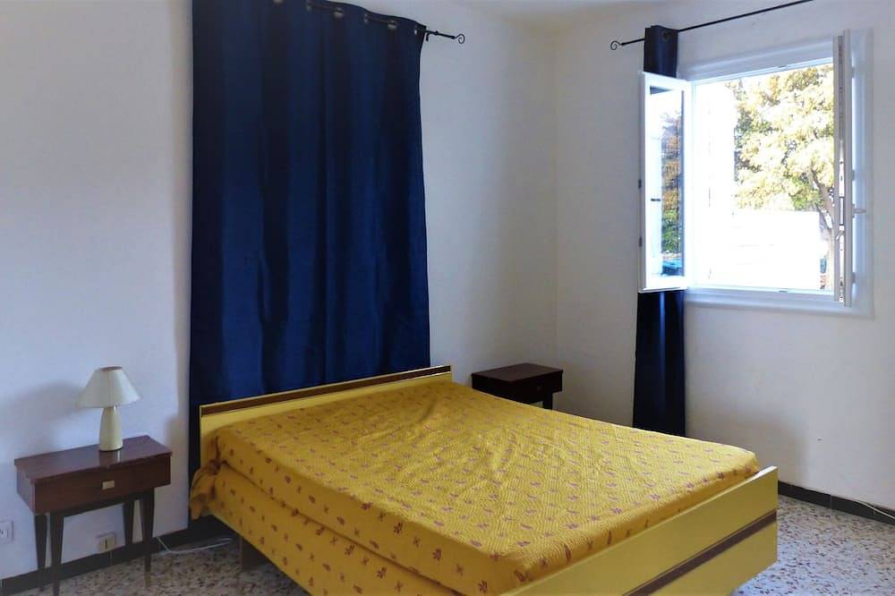 Appartamento intero, Ampio appartamento in una tenuta privata.  Panorama eccezionale in Cargese, Parco naturale regionale della Corsica