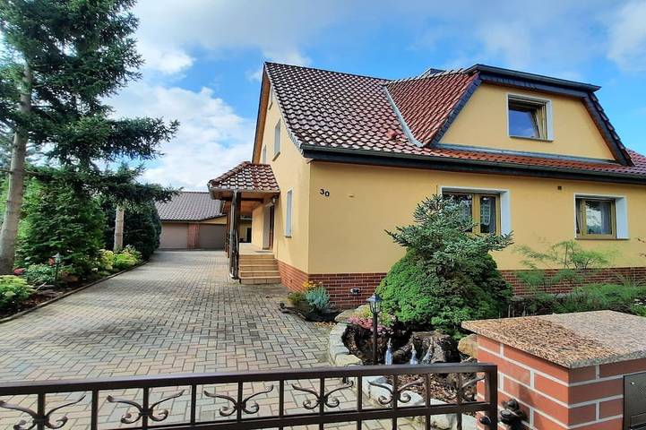 Bungalow für 3 Personen, mit Terrasse und Garten in Cottbus