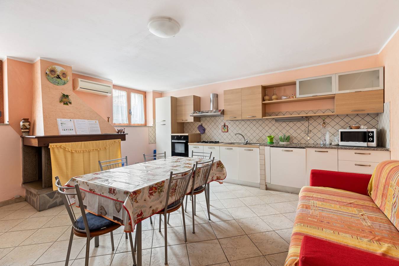 Ganze Wohnung, Ferienwohnung 'Casa Anna - Bosa' mit Klimaanlage in Bosa, Planargia