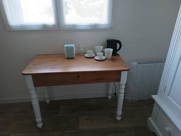 Cottage pour 2 personnes, avec terrasse ainsi que vue et jardin à Écommoy
