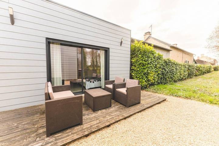 Location de vacances pour 4 personnes, avec jacuzzi et jardin à Montamisé - 4