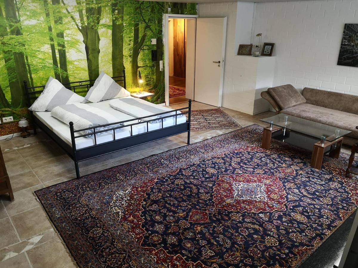 Ganze Wohnung, Two-Bedroom Apartment in Würselen, Rheinland